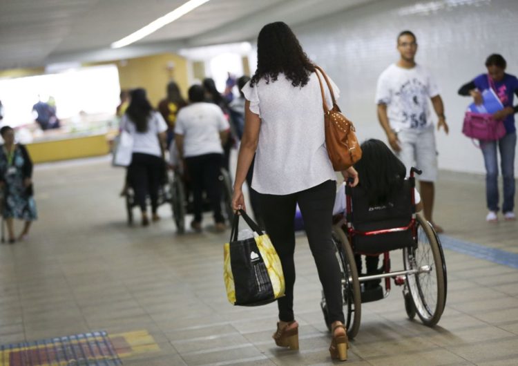 Dificultar matrícula de aluno com deficiência poderá ser considerado discriminação