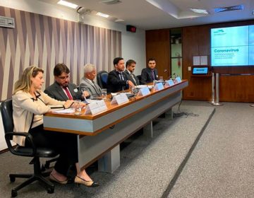 Brasil terá aumento abrupto nos casos de coronavírus, diz secretário do Ministério da Saúde