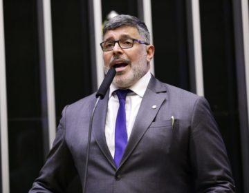 Projeto limita remuneração de aplicativo de transporte a 20% do valor cobrado do passageiro