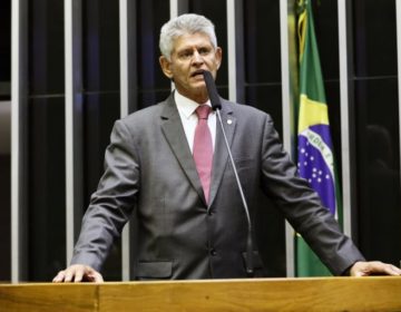 Proposta muda regra para contratação de professor substituto na rede federal