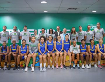 Paulo Wanderley prestigia seleção feminina de basquete às vésperas do Pré-Olímpico