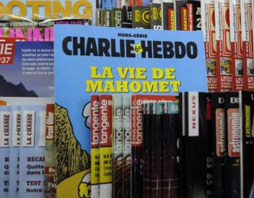 Paris presta homenagem às vítimas do Charlie Hebdo