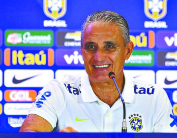 Treinador Tite convoca Seleção Brasileira para jogo no Estádio Nilton Santos