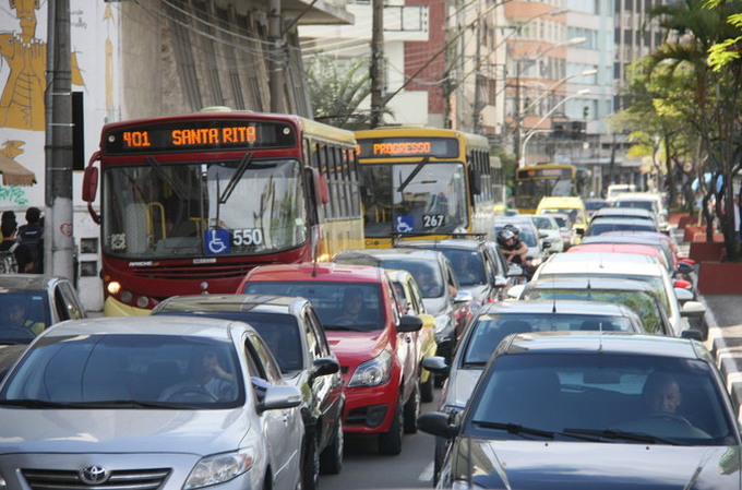 Arrecadação do IPVA 2017 atinge em janeiro 45% do total esperado para o ano