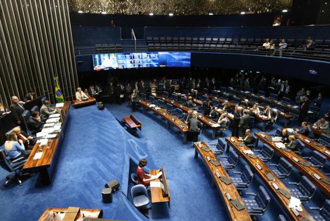 Senado aprova projeto para acelerar desenvolvimento de novos remédios