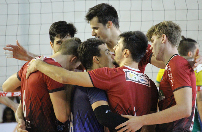 JF Vôlei ganha de Montes Claros em clássico da Superliga na FAEFID