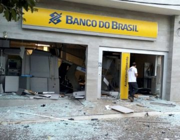 Bandidos explodem caixas eletrônicos do Banco do Brasil de Rodeiro