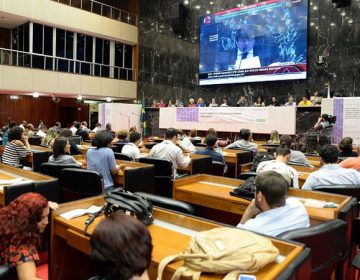 Reforma trabalhista é alvo de críticas em debate na ALMG