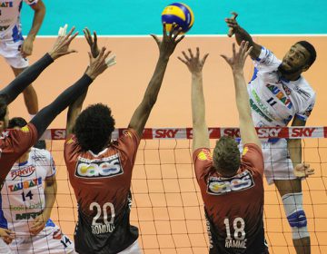 JF VÔLEI FAZ TERCEIRO JOGO DO PLAY-OFF CONTRA TAUBATÉ NESTA SEGUNDA-FEIRA