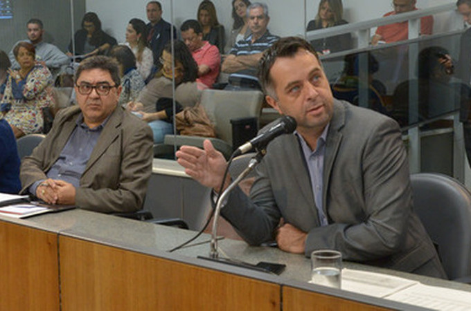 Governo de Minas Gerais apresenta cenário da febre amarela na Assembleia Legislativa