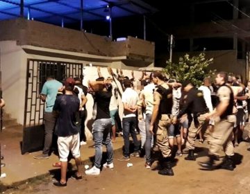PM interdita festa ilegal com adolescentes em Muriaé