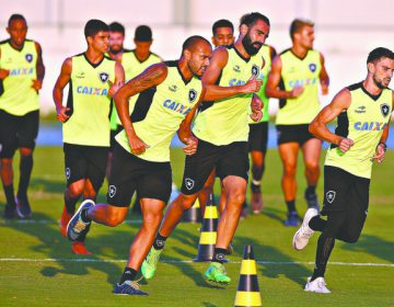 BOTAFOGO VENCE BARRA MANSA EM JOGO-TREINO NO NILTON SANTOS