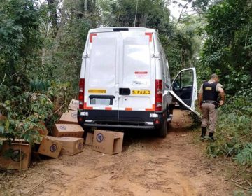 Grupo rouba carga e faz funcionários reféns em Muriaé