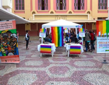 Coletivos realizam roda de conversa para debater sobre LGBTfobia