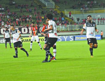 TUPI ARRANCA EMPATE DIANTE DO JOINVILLE, FORA DE CASA