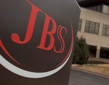 Comissão abre inquéritos para investigar JBS no mercado de dólar futuro