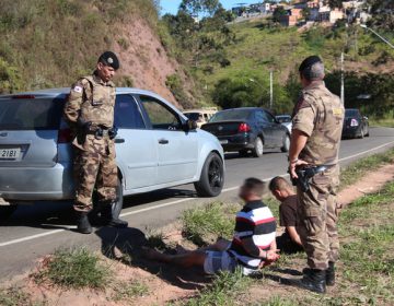 PM apreende 100kg de maconha nos bairros Filgueiras e Grama