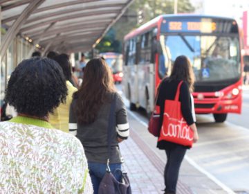 Mulheres denunciam abuso sexual em coletivos e vias públicas