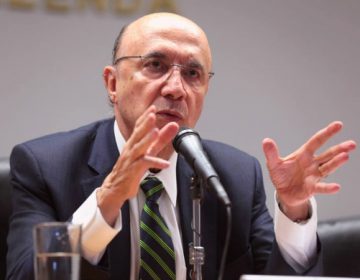 Ministro da Fazenda afirma que crise política não afeta economia do país