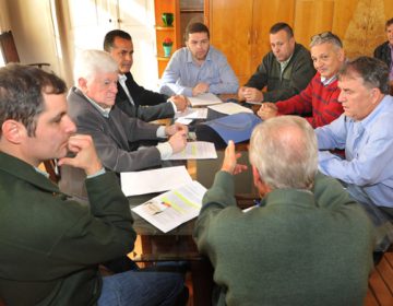 Comissão discute antecipação de feriado municipal