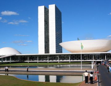 Congresso recebe projeto com nova meta fiscal