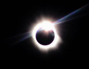 Nasa transmite ao vivo o eclipse solar total