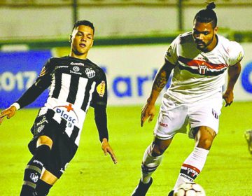 Tupi faz treino parcialmente fechado para jogo contra Botafogo-SP