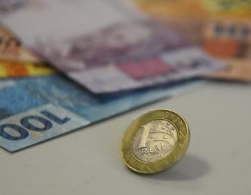 Salário mínimo de R$954 entra em vigor