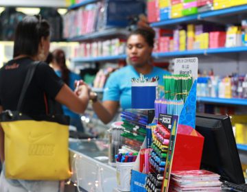 Papelarias e livrarias podem adotar horário especial de volta às aulas