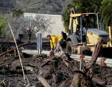 Sobe para 15 número de mortos em enchentes na Califórnia