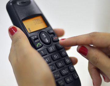 Número de assinantes da telefonia fixa cai 2,96% em 2017