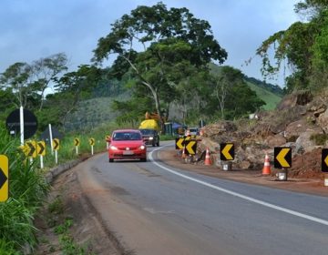 BR-116 ficará interditada por 2 horas na manhã deste sábado para implosão de rochas