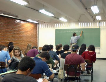 Inscrições para o financiamento estudantil em universidades pagas começam hoje