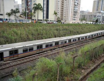 Trem do metrô descarrila no Distrito Federal