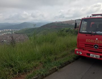 Motorista cai de barranco de 100 metros no Parque das Águas