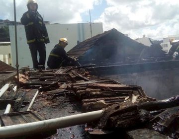 PM prende suspeito de incendiar casarão em Leopoldina