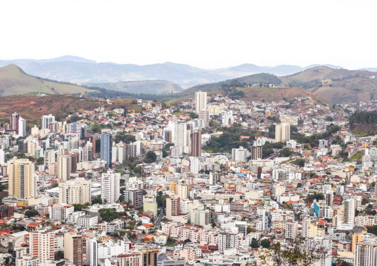 Manhãs terão névoa úmida ou nevoeiro nos próximos dias