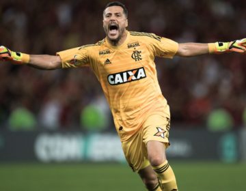 Em emocionante despedida de Júlio César Flamengo vence o América-MG