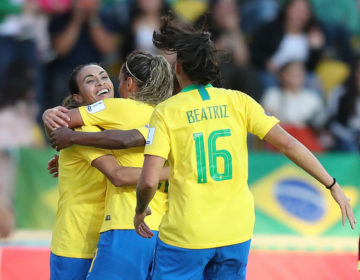 Brasil goleia Venezuela por 4 a 0 e garante vaga antecipada na Quadrangular Final da  Copa América