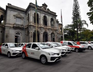 Governador Fernando Pimentel entrega 50 veículos para prefeituras mineiras