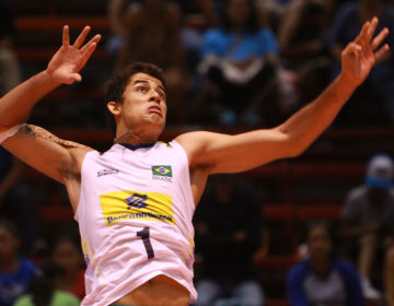 Leozinho, ponteiro do JF Vôlei, segue na lista de convocados do técnico da Seleção Brasileira de Vôlei