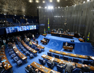 CCJ do Senado aprova projeto que criminaliza importunação sexual