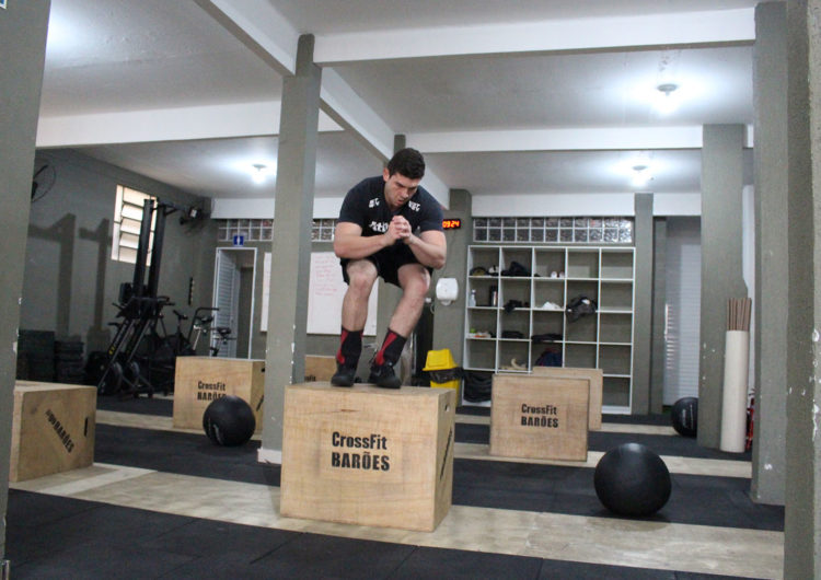 Os cuidados na hora de praticar o crossfit