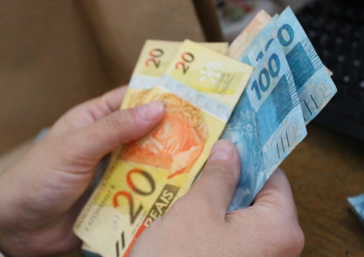 Saques na poupança superam depósitos em R$ 11,23 bilhões em janeiro