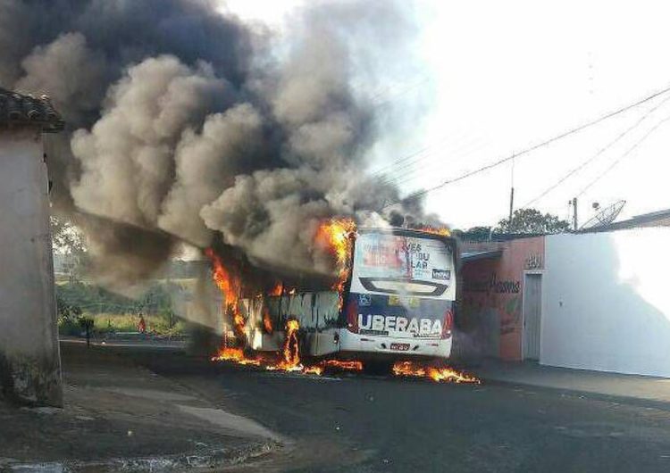 Jungmann promete recursos para enfrentamento a ataques a ônibus em MG