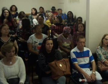 Trabalhadores da educação retomam atividades, mas continuam campanha por pagamento até 5º dia útil