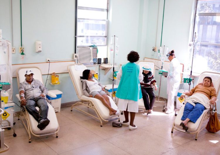 Lei obriga notificação de casos de câncer ou malformação congênita