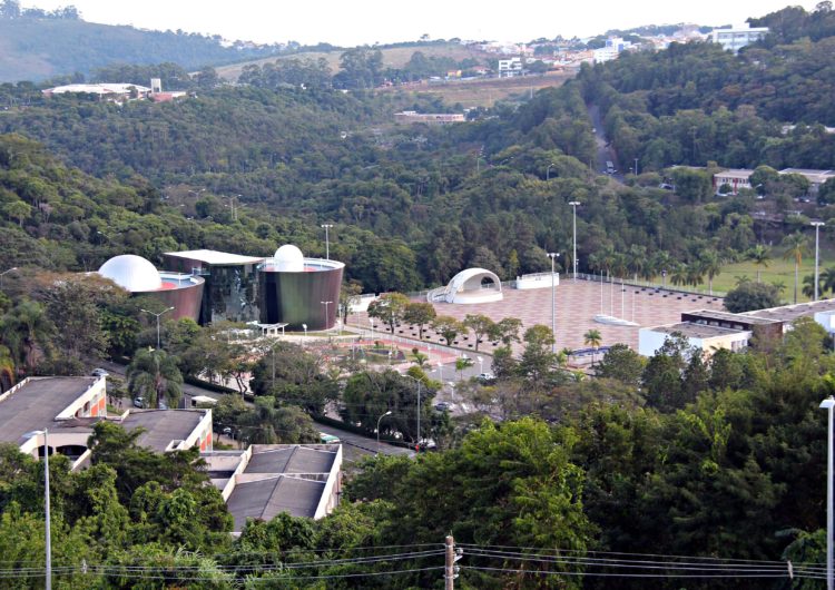 UFJF decide reposição de aulas adiadas devido à greve dos caminhoneiros