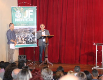 Prefeito assina ordem de serviço para construção da alça do Viaduto Augusto Franco