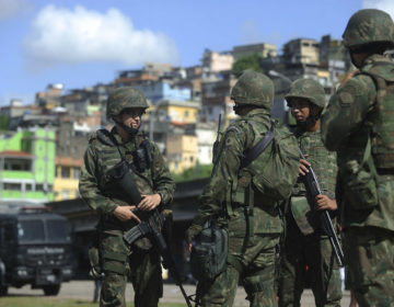 Exército deflagra operação na região da Comunidade da Rocinha